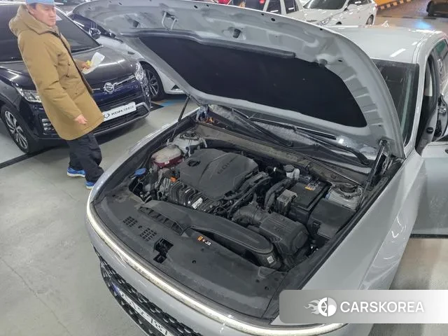 Hyundai Grandeur (GN7) id 3606214 из Кореи 10