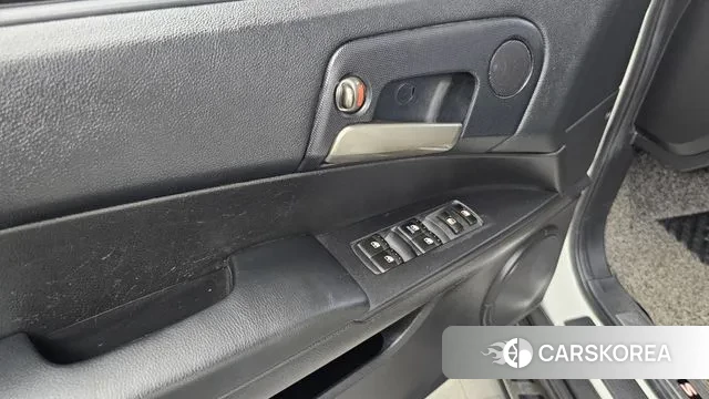 Ssangyong The New Korando Sports id 3077021 из Кореи 10