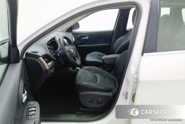 Jeep Free light id 4211583 из Китая 10