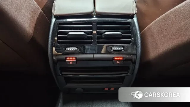 BMW 5 Series (G30) id 2940617 из Кореи 10