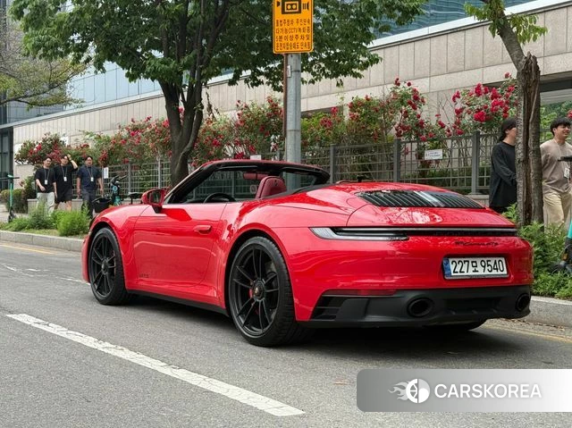 Porsche 911(992) id 4369165 из Кореи 10