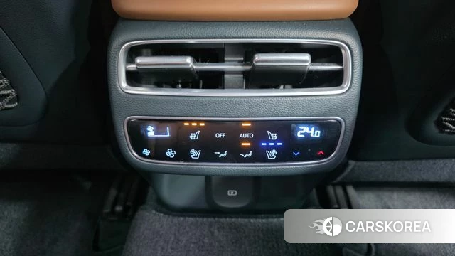 Genesis GV70 id 4248452 из Кореи 10