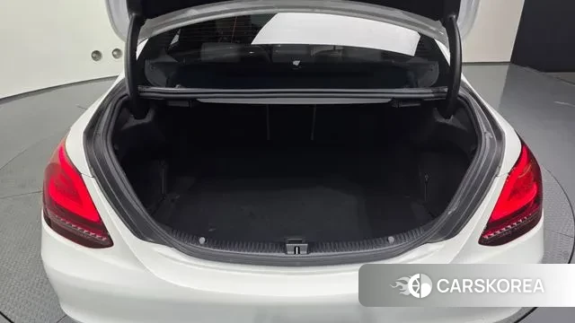 Mercedes-Benz C-Class W205 id 3703628 из Кореи 10