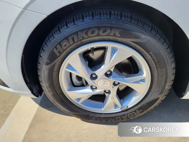 Hyundai Avante (CN7) id 3021392 из Кореи 10