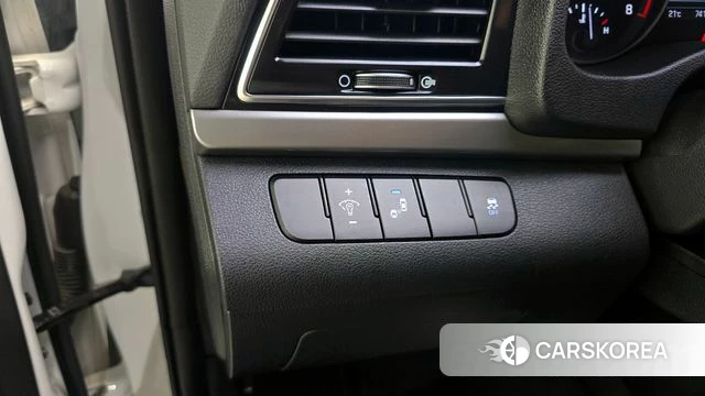 Hyundai Avante AD id 4197094 из Кореи 10