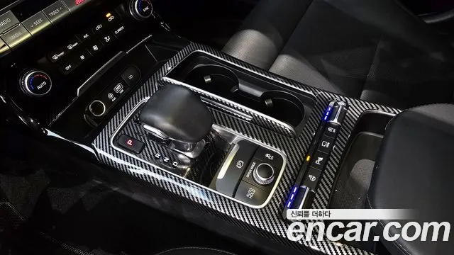 Kia Stinger id 2731834 из Кореи 10