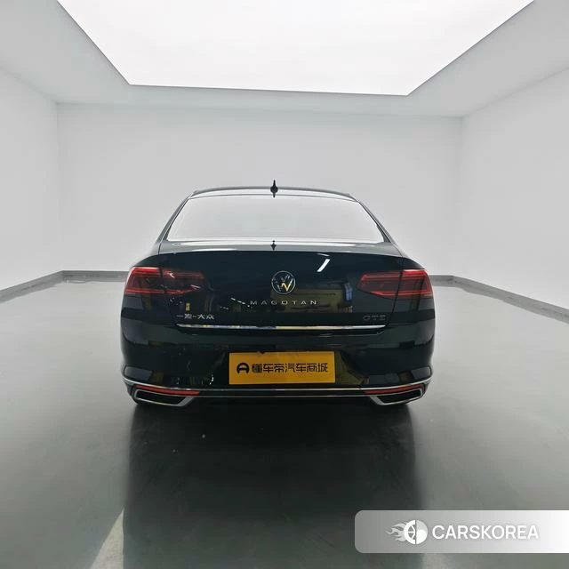 Volkswagen Magotan PHEV id 4253193 из Китая 10