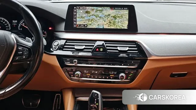 BMW 5 Series (G30) id 3357356 из Кореи 10