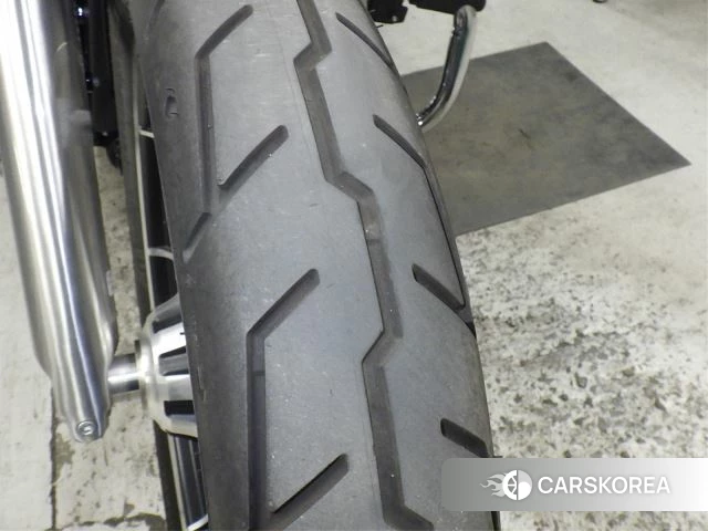 Harley-Davidson Softail Low Rider FXLR1750 id 3945692 из Японии 10