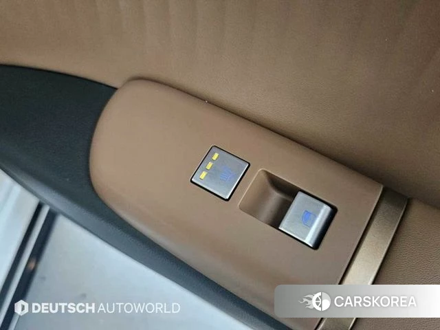Hyundai Grandeur Hybrid (GN7) id 4691378 из Кореи 10