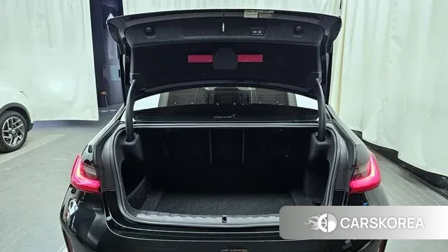 BMW 3 Series (G20) id 3533858 из Кореи 10