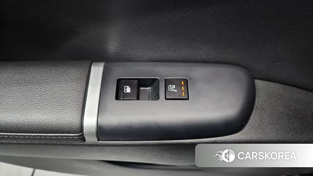 Hyundai Grandeur (GN7) id 3764116 из Кореи 10