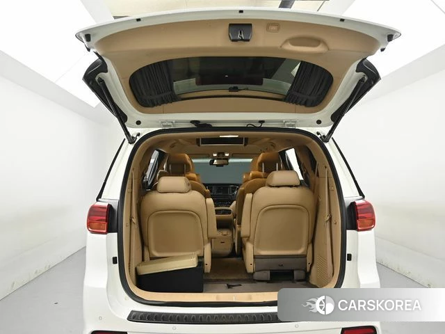 Kia The New Carnival id 4713282 из Кореи 10