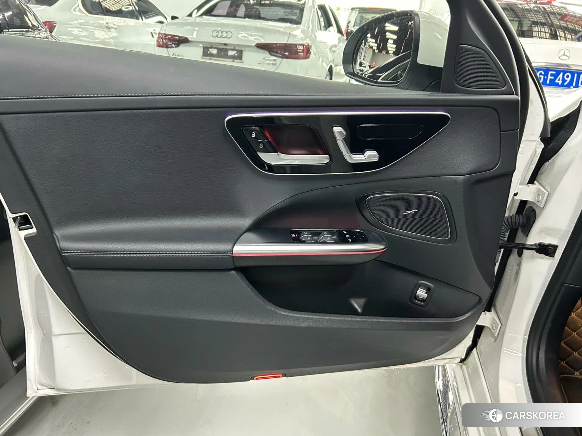 Mercedes-Benz C-class id 4510324 из Китая 10