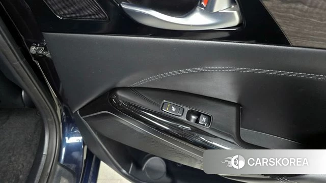 Kia K7 Premier Hybrid id 3844936 из Кореи 10