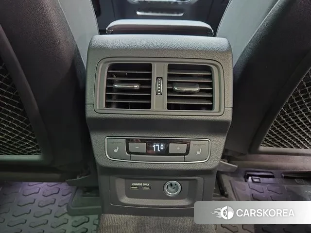 Audi SQ5 (FY) id 3690402 из Кореи 10