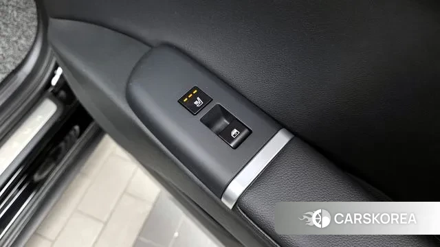 Hyundai Grandeur (GN7) id 3321789 из Кореи 10