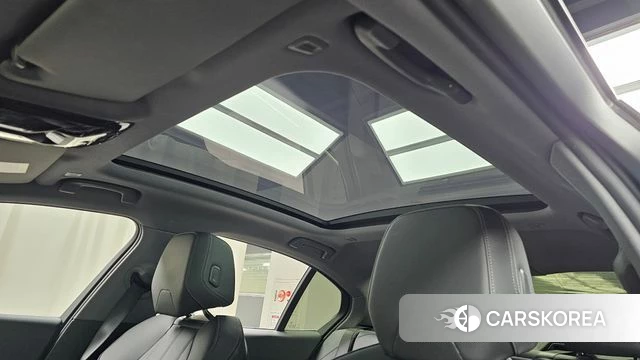 BMW 5 Series (G60) id 3841534 из Кореи 10