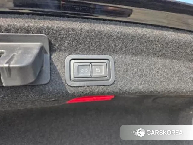 Audi A6 (C8) id 3367840 из Кореи 10