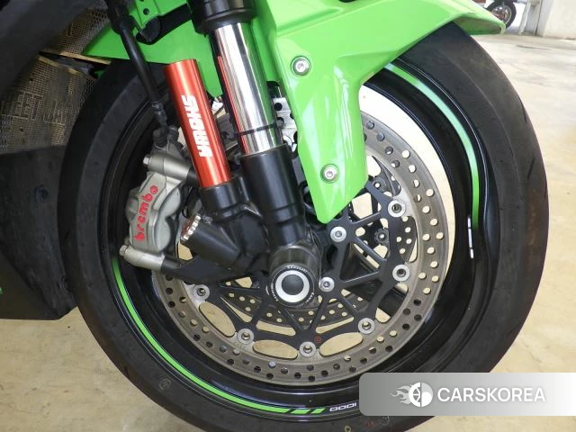 Kawasaki ZX-10R NINJA ABS id 4192702 из Японии 10