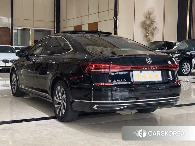 Volkswagen Passat PHEV id 4262053 из Китая 10