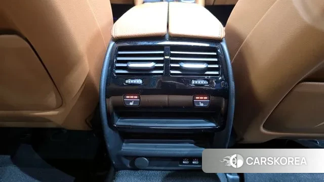 BMW 5 Series (G30) id 3479329 из Кореи 10