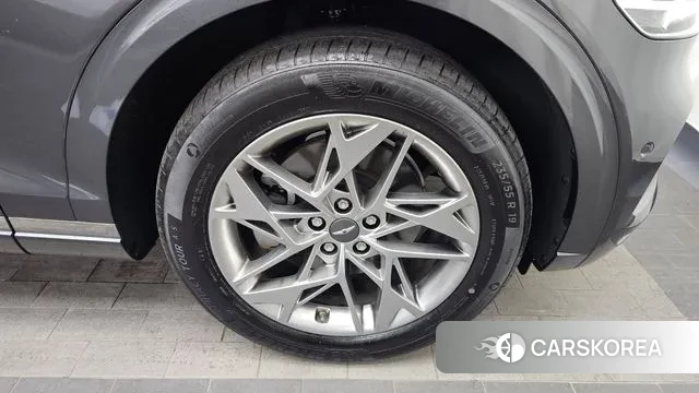 Genesis GV70 id 3581825 из Кореи 10