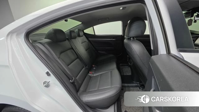 Hyundai The New Avante AD id 3899264 из Кореи 10