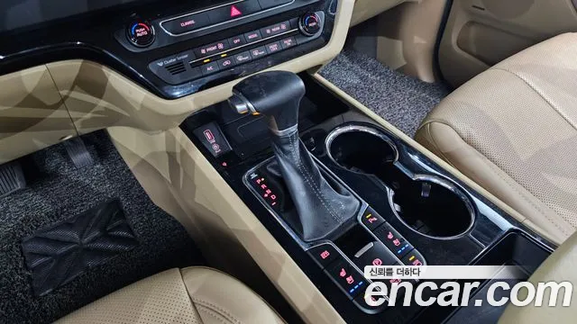 Kia The New Carnival id 2765353 из Кореи 10