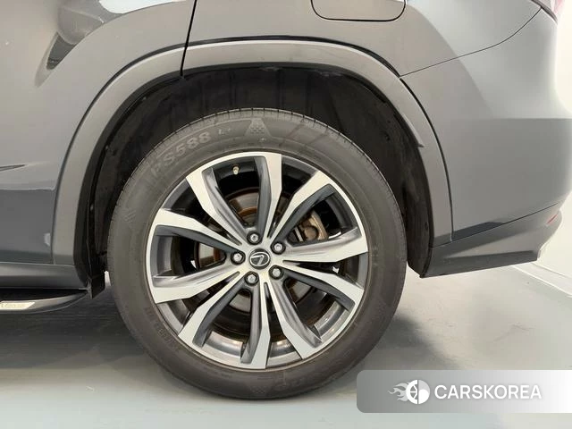 Lexus RX id 4392138 из Китая 10