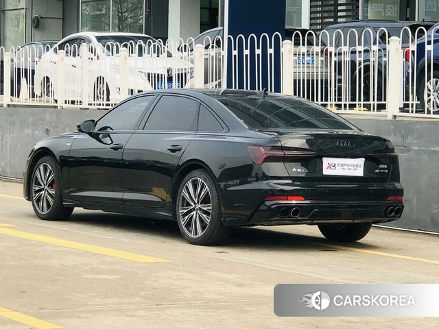 Audi A6L id 4368369 из Китая 10