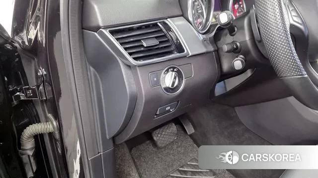 Mercedes-Benz GLE - Class W166 id 3397019 из Кореи 10