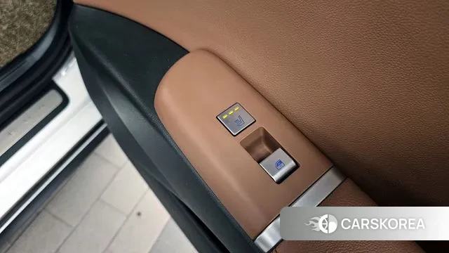 Hyundai Grandeur (GN7) id 3426641 из Кореи 10