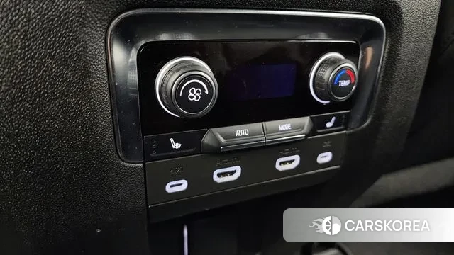 Chevrolet (GM Daewoo) Tahoe id 3551016 из Кореи 10