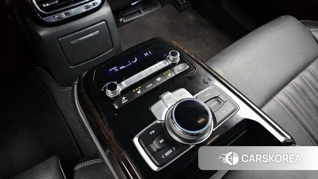 Genesis G90 id 3540738 из Кореи 10