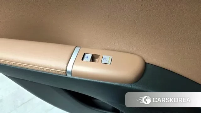 Hyundai Grandeur Hybrid (GN7) id 3538974 из Кореи 10