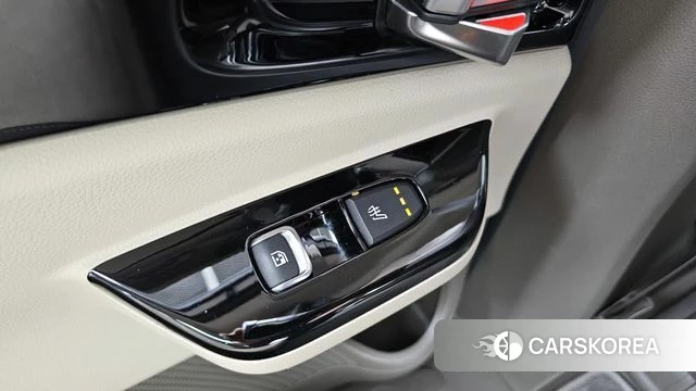 Kia Carnival 4th generation id 4224653 из Кореи 10