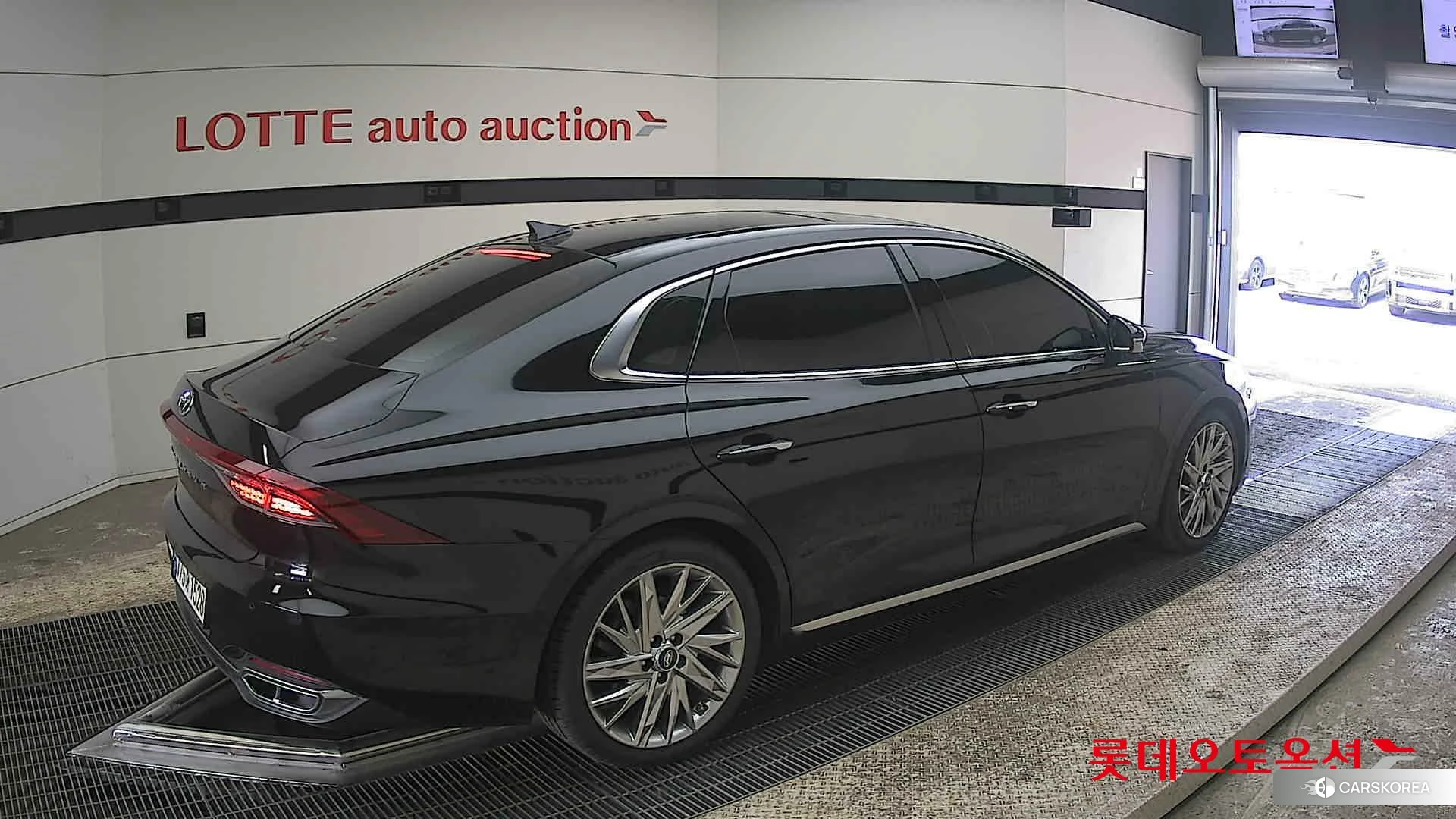 Hyundai Grandeur id 3881999 из Кореи 10