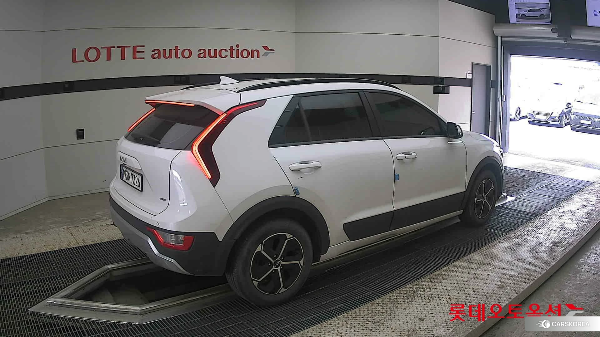 Kia Niro Hybrid id 4289536 из Кореи 10