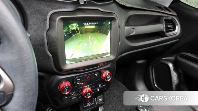 Jeep Renegade id 4294294 из Кореи 10