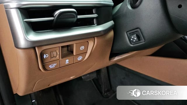 Hyundai Grandeur Hybrid (GN7) id 3891604 из Кореи 10