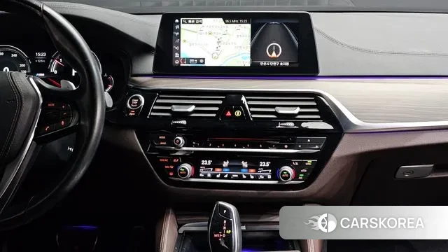 BMW 5 Series (G30) id 3703893 из Кореи 10