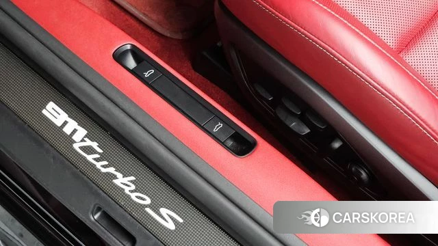 Porsche 911(992) id 4848655 из Кореи 10