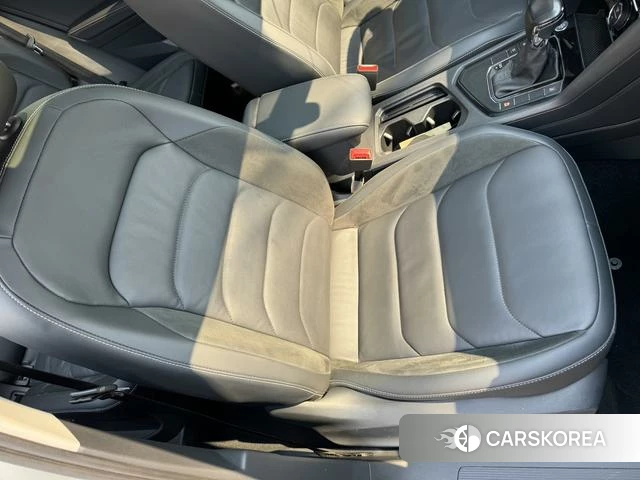 Volkswagen Tiguan L id 4208867 из Китая 10