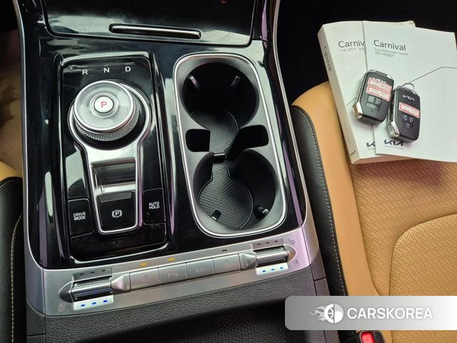 Kia Carnival 4th generation id 4224217 из Кореи 10