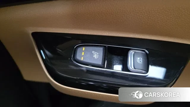 Kia Carnival 4th generation id 3212436 из Кореи 10