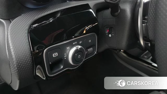 Mercedes-Benz A-Class W177 id 4578577 из Кореи 10