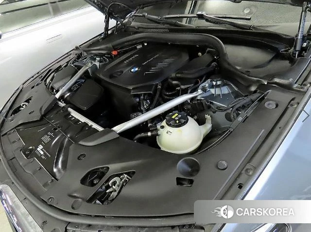 BMW 5 Series (G30) id 4020504 из Кореи 10