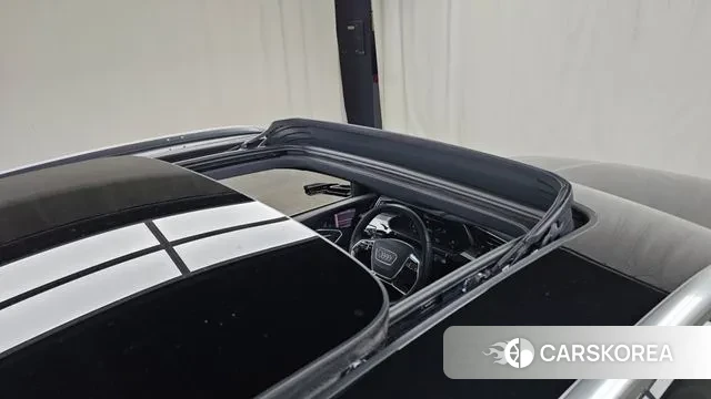 Audi e-Tron id 3752458 из Кореи 10