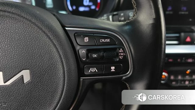 Kia Niro Plus id 4730935 из Кореи 10